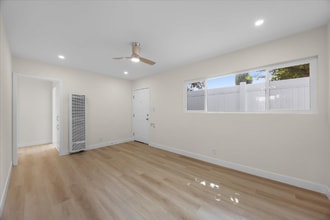 3537 Delta Ave in Long Beach, CA - Building Photo - Building Photo