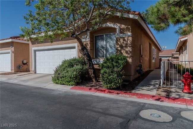 property at 2804 W Agate Ave