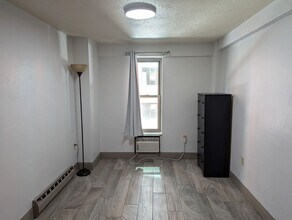 458 E College Ave in State College, PA - Foto de edificio - Building Photo