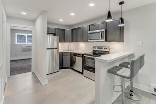 Spring Village Apartments in Sharon Hill, PA - Building Photo