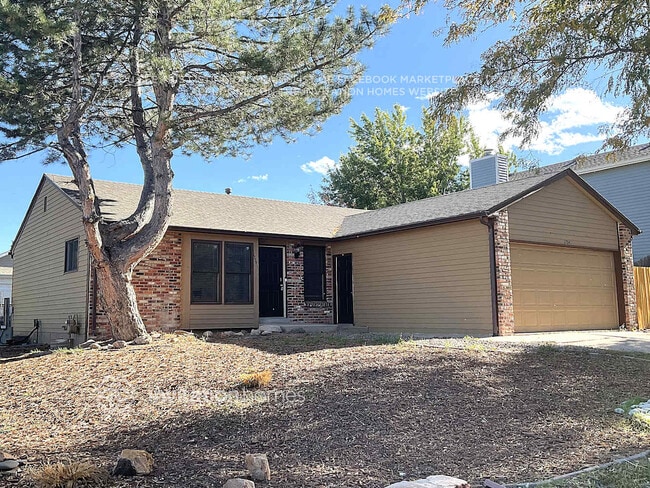 property at 17341 E Wagontrail Pkwy