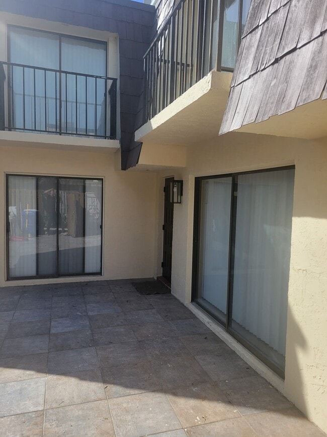 570 N Tropic Ln, Unit 4C in Vero Beach, FL - Building Photo - Building Photo