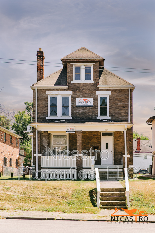 363 E 12th Ave in Columbus, OH - Foto de edificio - Building Photo