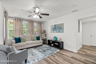 805 Garth Ave in Jacksonville, FL - Building Photo - Building Photo