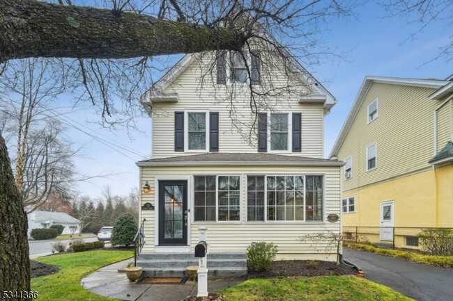 property at 21 Lathrop Ave