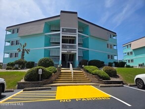 301 Commerce Way in Atlantic Beach, NC - Building Photo - Building Photo