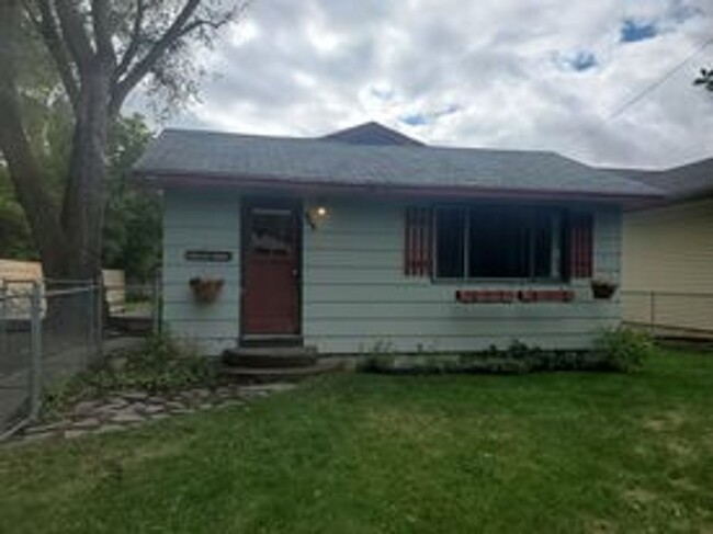 property at 708 10th Ave E