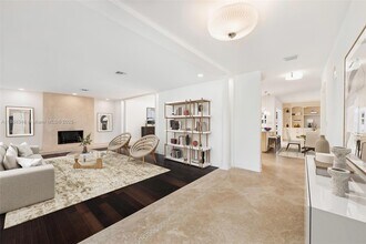 2000 Sunrise Key Blvd in Fort Lauderdale, FL - Building Photo - Building Photo