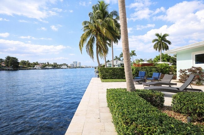 3018 NE 26th St in Fort Lauderdale, FL - Building Photo - Building Photo