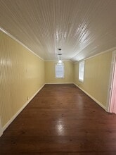 9295 US-290 in Brenham, TX - Foto de edificio - Building Photo