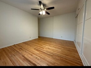 1121 26th St, Unit 1 in Santa Monica, CA - Foto de edificio - Building Photo