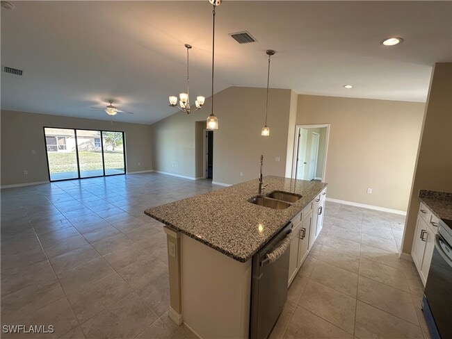 2601 NW 26th Terrace in Cape Coral, FL - Building Photo - Building Photo