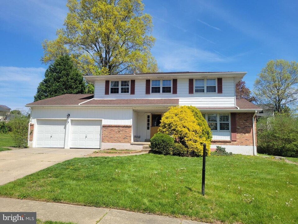 3212 Powhatan Dr in Wilmington, DE - Building Photo