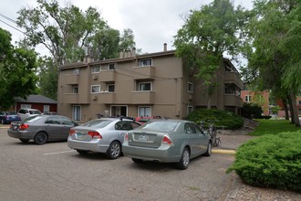 Spruce Street Apartments in Boulder, CO - Foto de edificio - Building Photo