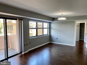 1301 N Courthouse Rd in Arlington, VA - Building Photo - Building Photo