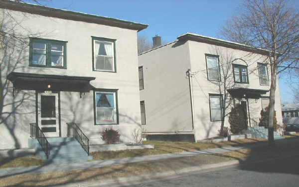 843-847 Summer St NE in Minneapolis, MN - Building Photo - Building Photo