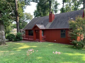 406 S 37th St in Rogers, AR - Building Photo - Building Photo
