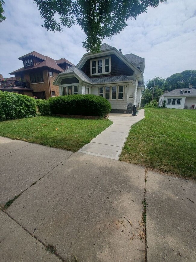 property at 2834 N 54th St