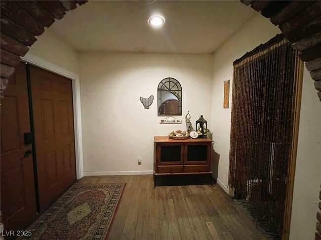 property at 5328 S Topaz St