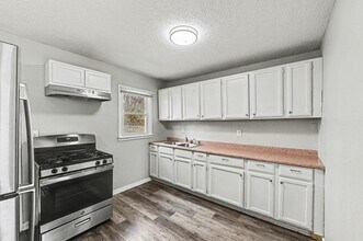 7036 Bellefontaine Ave in Kansas City, MO - Building Photo - Building Photo