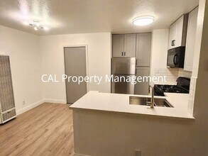 2362 N Main St in Salinas, CA - Building Photo - Building Photo