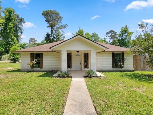 property at 25723 Glen Loch Dr