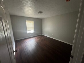 2821 Greenwood Ave in Louisville, KY - Building Photo - Building Photo