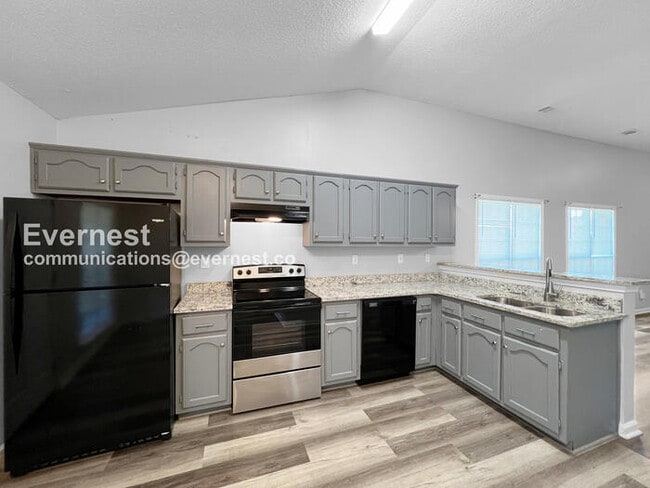 5641 Kaitlyn Dr W in Walls, MS - Building Photo - Building Photo