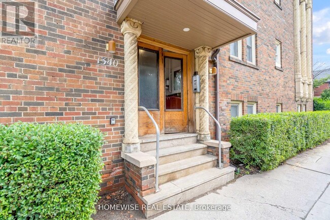 1340-1340 King St W in Toronto, ON - Building Photo - Building Photo