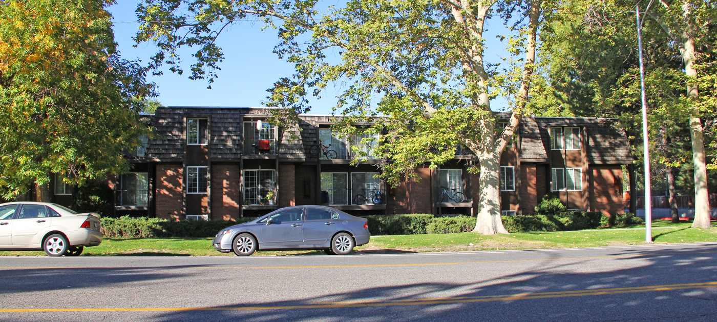 Sycamore Apartments in Provo, UT - Foto de edificio