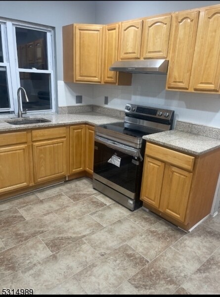 138 S 11th St in Newark, NJ - Foto de edificio