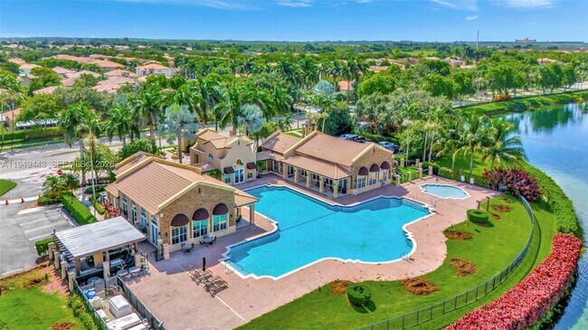 1192 NE 32nd Ave in Homestead, FL - Building Photo - Building Photo