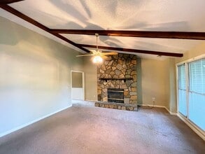 104 Shaverlee Ct in Meridianville, AL - Building Photo - Building Photo