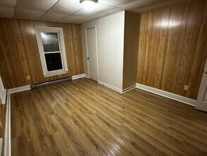 408 S Queen St in Littlestown, PA - Building Photo - Building Photo