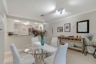 1001 NW 45th St in Pompano Beach, FL - Building Photo - Building Photo