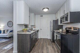 Deerfield Crossing Apartments in Lebanon, OH - Foto de edificio - Building Photo