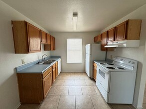 1902 Windward Dr-Unit -# B in Killeen, TX - Foto de edificio - Building Photo