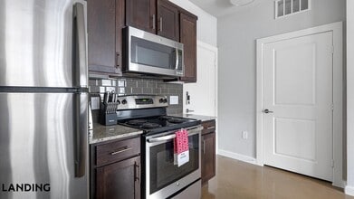 4300 Cromwell Dr, Unit 5109 in Kyle, TX - Building Photo - Building Photo