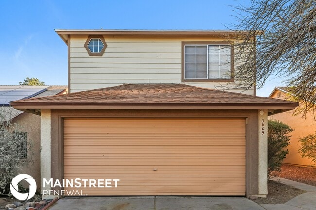 3069 W Camino Fresco