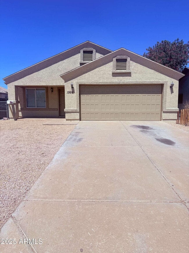 property at 1926 W Jefferson St