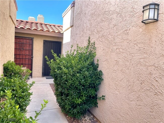 1873 Arbol Verde Way in Las Vegas, NV - Building Photo - Building Photo
