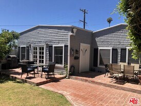 1444 Yale St in Santa Monica, CA - Building Photo