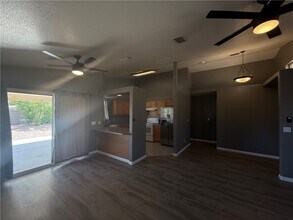 2844 Lovin Ave in Kingman, AZ - Building Photo - Building Photo