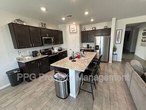 17974 Avenida del Sol W in Surprise, AZ - Building Photo - Building Photo