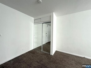3060 Edwin Ave in Fort Lee, NJ - Building Photo - Building Photo