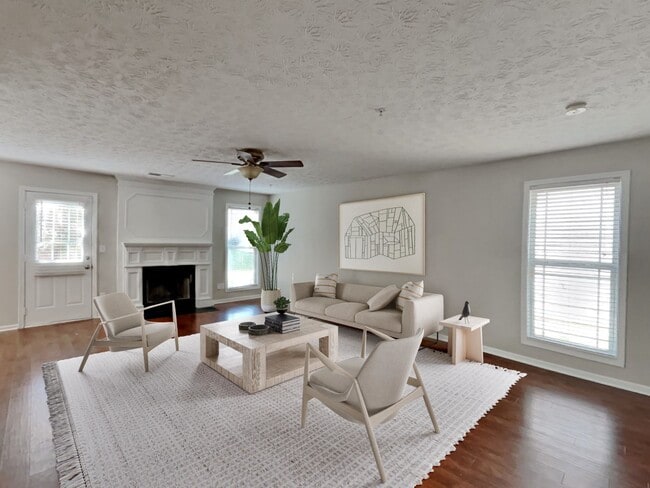 2013 Briar Creek Ct NE in Conyers, GA - Foto de edificio - Building Photo