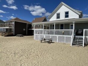 2 & 4 Traynor St in Old Orchard Beach, ME - Building Photo - Building Photo