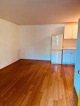 5409 NE 65th St, Unit 1 in Seattle, WA - Building Photo - Building Photo