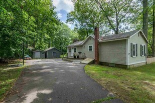 108 Linden St in Exeter, NH - Building Photo