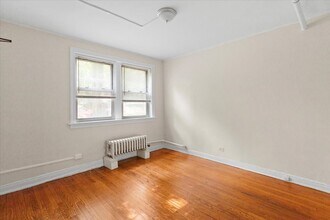 1800 W Farwell Ave in Chicago, IL - Building Photo - Building Photo